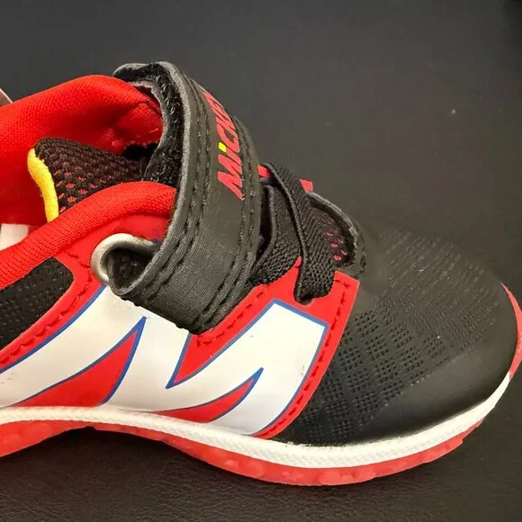 Disney Mickey Mouse Light Up Sneakers TODDLER BOY SIZE 12 NEW - Picture 6 of 10